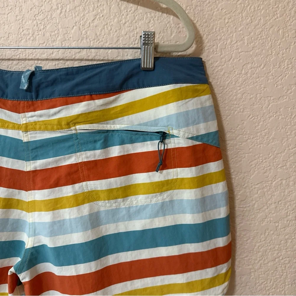 Patagonia Women’s Retro Striped Board Shorts Beach Summer Surf Swim Casual Sz 18